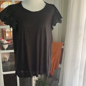 Chic Black Eyelet Sleeve Women's Tee